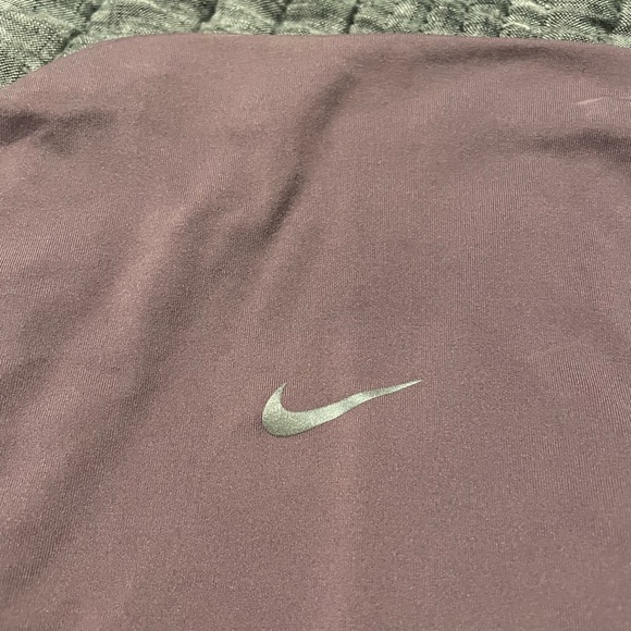 NWT Nike Dri-FIT One Luxe training crop top- size XL - Picture 5 of 6